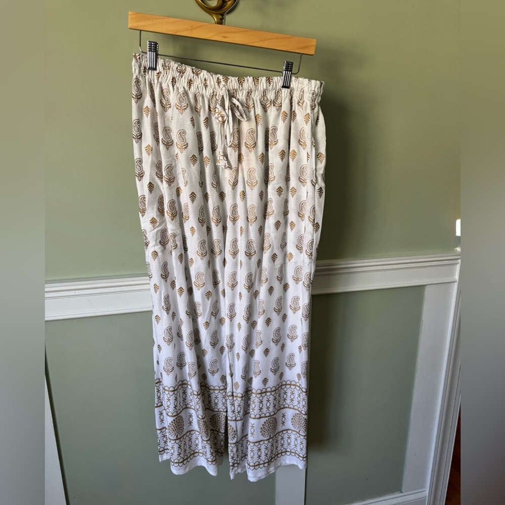 White and Gold Indian Print Relaxed Pants